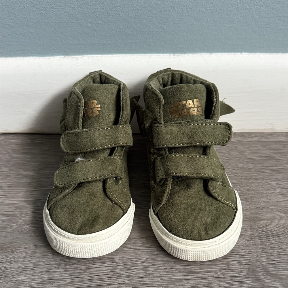 Gap Star Wars Yoda Sneakers